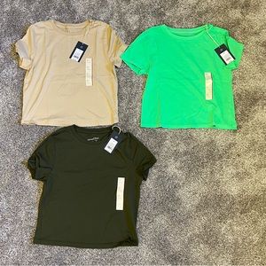 Set of 3 a universal Thread cropped tees, NWT